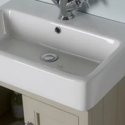 Roper Rhodes 700mm Hampton Ceramic Basin - White product image - Image 1