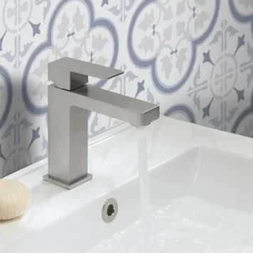 Crosswater Overflow Cover Stainless detail view - Image 2