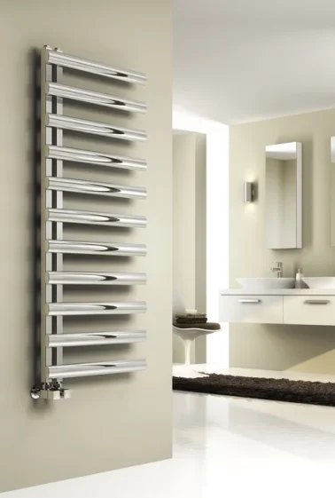 Reina Cavo 1230 X 500 Polished Stainless Steel Towel Rail detail view - Image 2