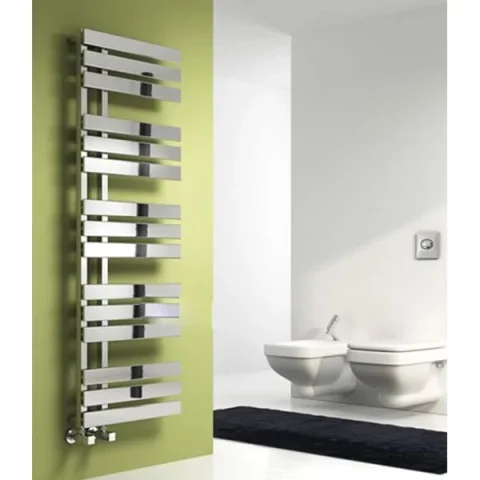 Reina Sesia 500 X 860 Chrome Designer Radiator detail view - Image 4