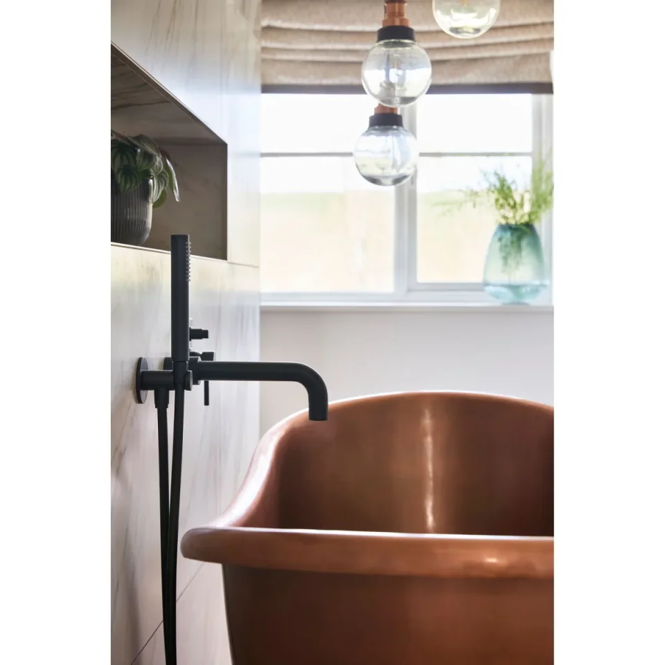 Bc Designs 1500 Antique Bath Outer/inner Antique Copper detail view - Image 4