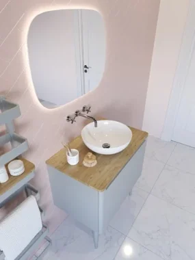 Crosswater Artist Illuminated Mirror 600 X 1000 detail view - Image 4