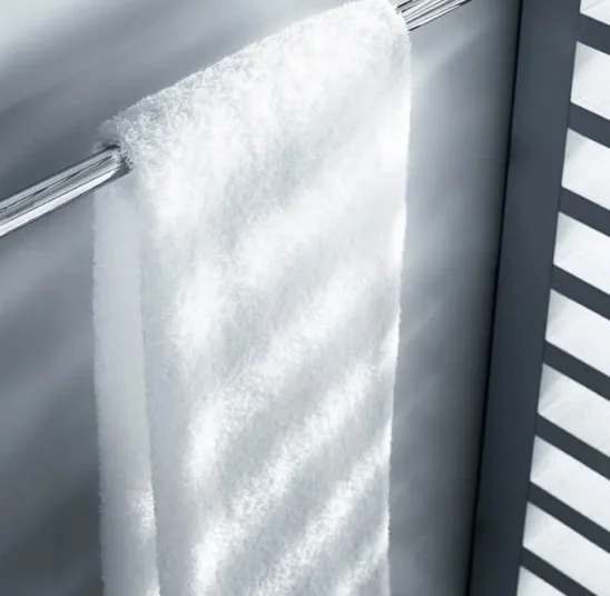 Crosswater MPRO Single Towel Rail 60cm Chrome detail view - Image 2