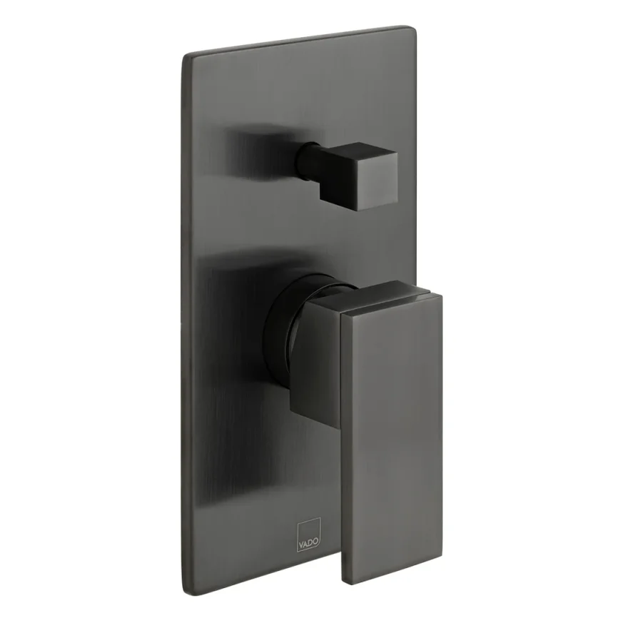 Vado Individual Notion 2 Outlet Concealed Single Lever Manual Valve With Diverter Brushed Black product image - Image 1