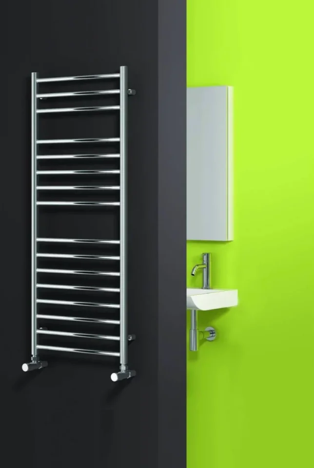 Reina Luna 600 X 430 Flat Stainless Steel Towel Rail detail view - Image 2