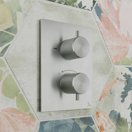 Crosswater Crossbox 3one6 2 Outlet Trim & Levers Stainless detail view - Image 2