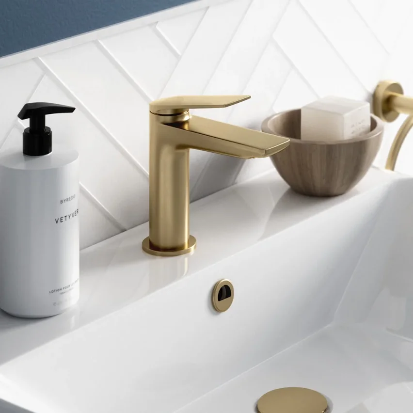 Britton Greenwich Mono Basin Mixer Brushed Brass detail view - Image 2