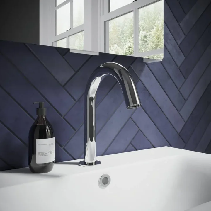 Crosswater Mpro Basin Spout Deck Mounted Sensor Chrome detail view - Image 2
