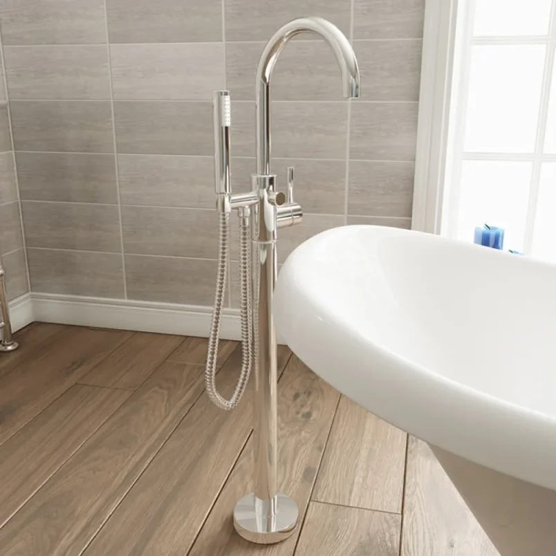 Crosswater Fusion Bath Shower Mixer with Kit Chrome detail view - Image 2