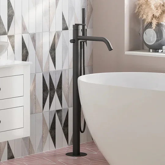 Crosswater 3ONE6 Lever Bath Floor Standing Filler Stainless Slate detail view - Image 2