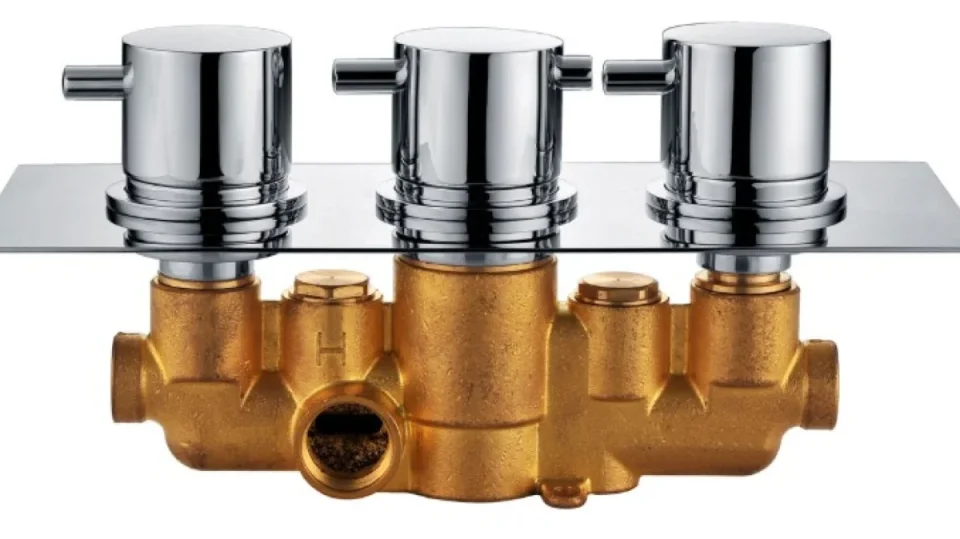 Cubico Vogue Triple Concealed Valve Round Cvc10 (dual Outlet) - Image 2