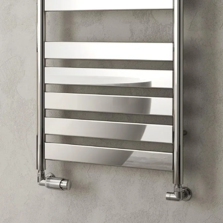 Reina Trento 500 X 1300 Chrome Towel Radiator detail view - Image 4