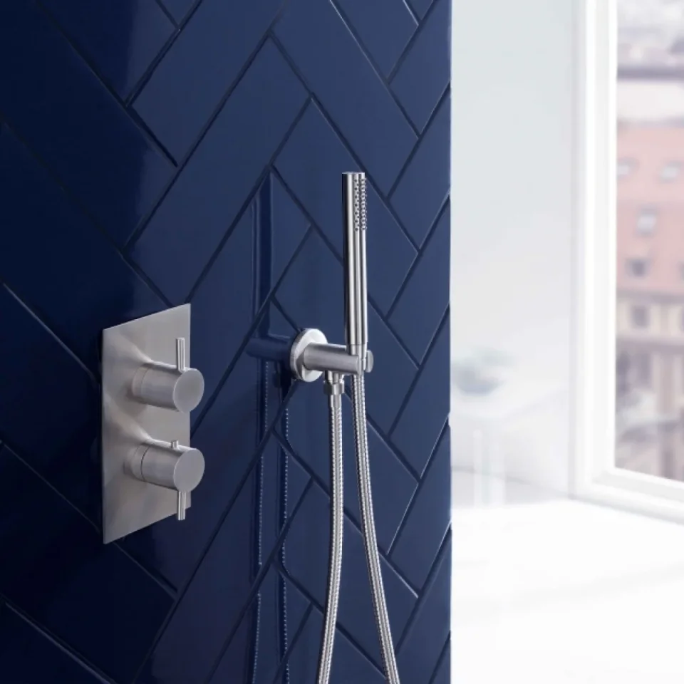 Just Taps Inox Thermostatic Concealed 1 Outlet Shower Valve detail view - Image 4