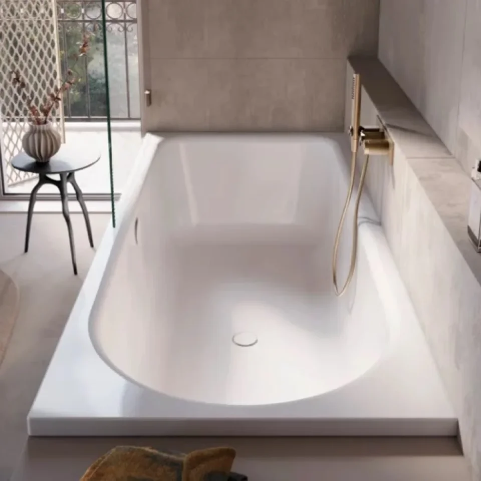 Bette Ocean 1500 700mm Foot End Rightoverflow Front White detail view - Image 5