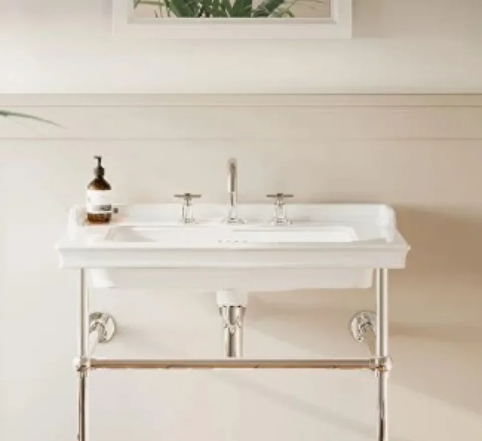 Vitra Serenada Vanity Basin 65cm 3th With Overflow - White - Image 1
