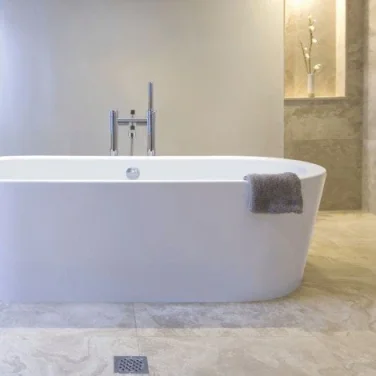 Bc Designs Plazia 1780 X 800 Bath (waste Included) White detail view - Image 3