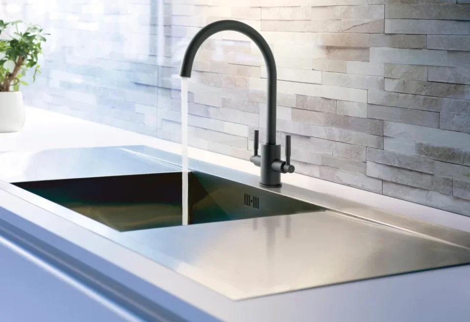 Just Taps Newbury Sink Mixer Swivel Spout Matt Black product image - Image 4