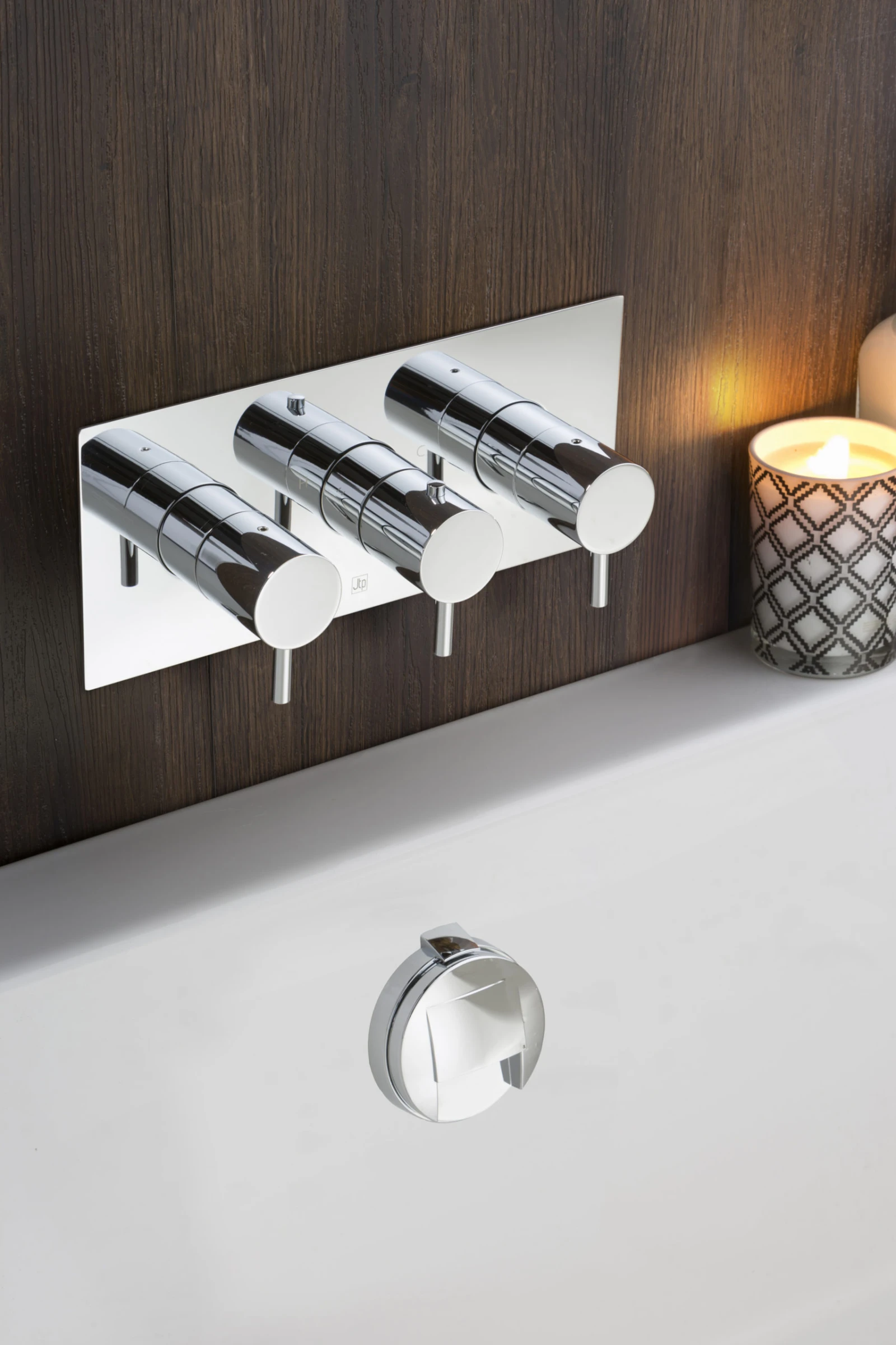 Just Taps Florence Thermostatic Concealed 3 Outlet  Horizontal Designer Handle Chrome