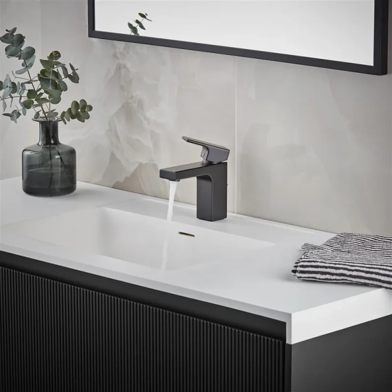 Hansgrohe Vernis Shape Bm 100 W/o Waste Set Mb Matt Black detail view - Image 1