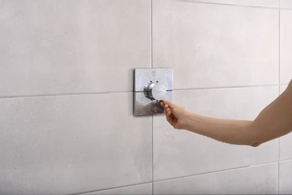 Hansgrohe Duoturn S Mixer Conc.2 Outl.chrome Chrome detail view - Image 4