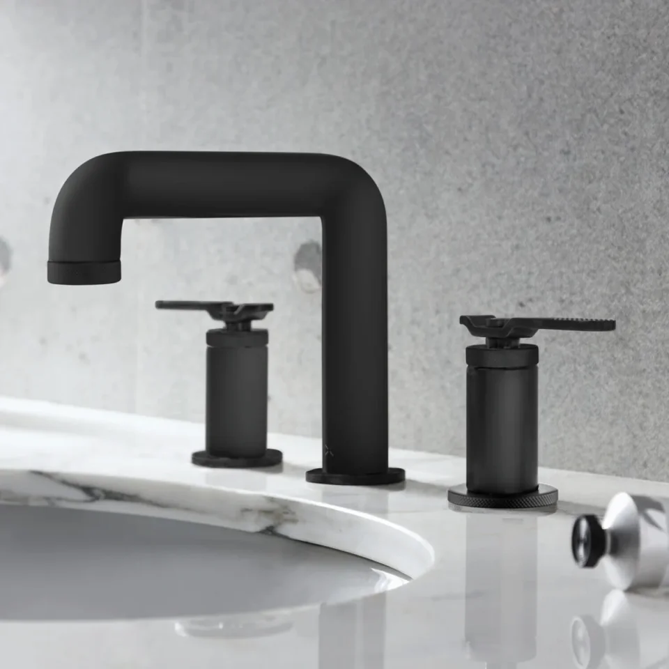 Crosswater Union 3 Hole Deck Mounted Set Matt Black detail view - Image 3