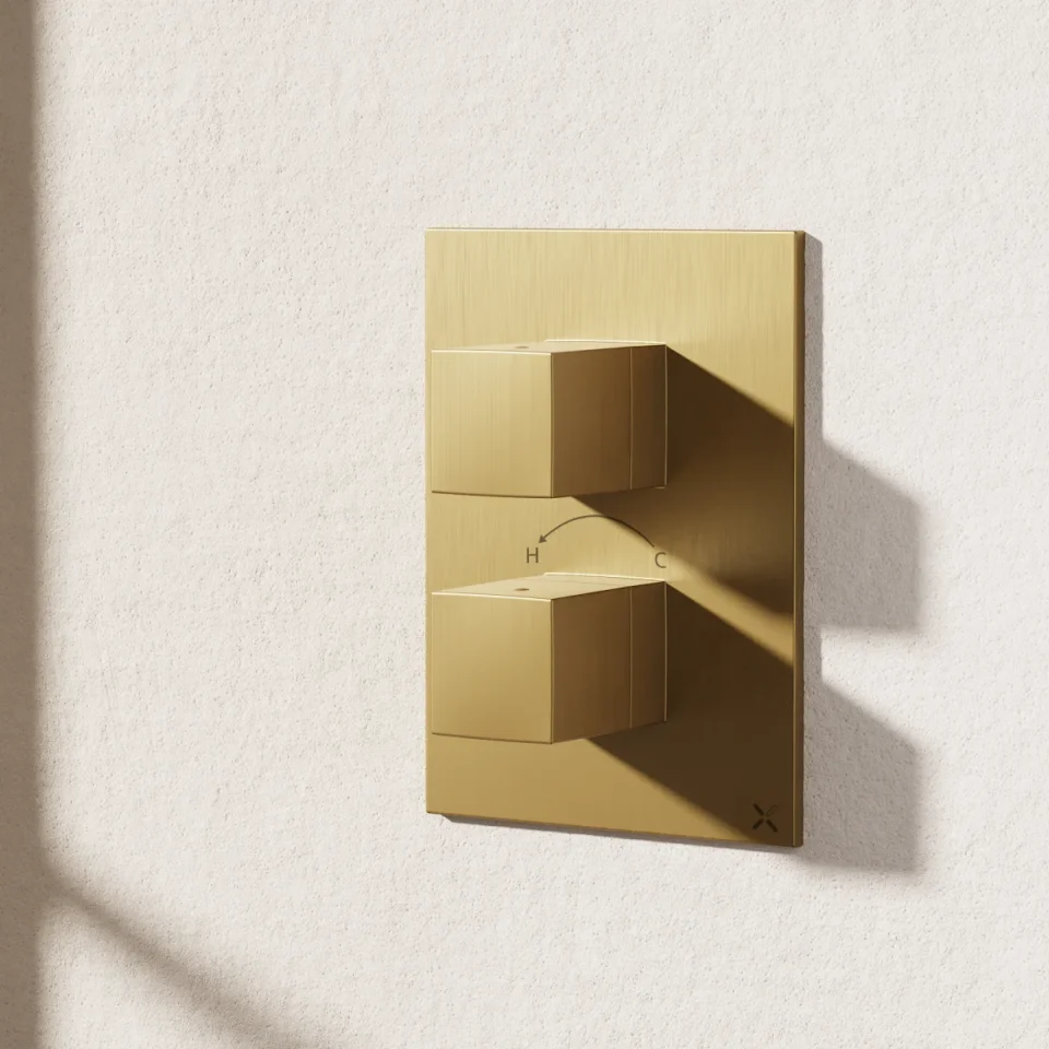 Crosswater Crossbox WaterSquare / Verge 3 Outlet Trim & Levers Brushed Brass detail view - Image 4