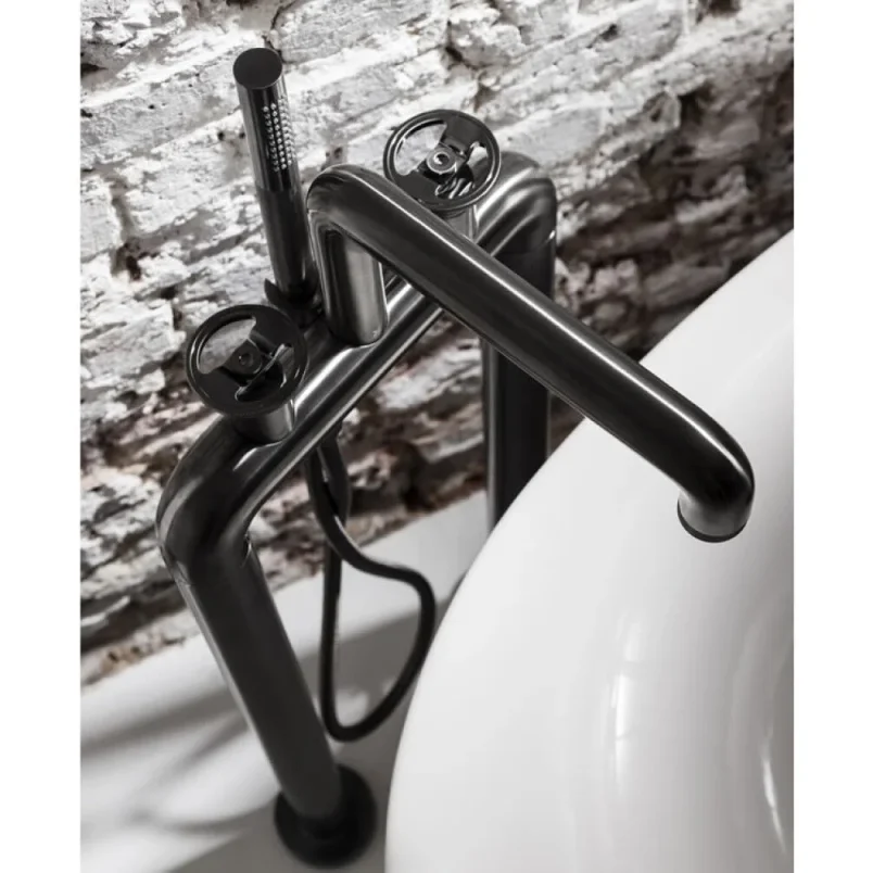 Crosswater Union Free Standing Bath Filler & Shower Kit detail view - Image 2