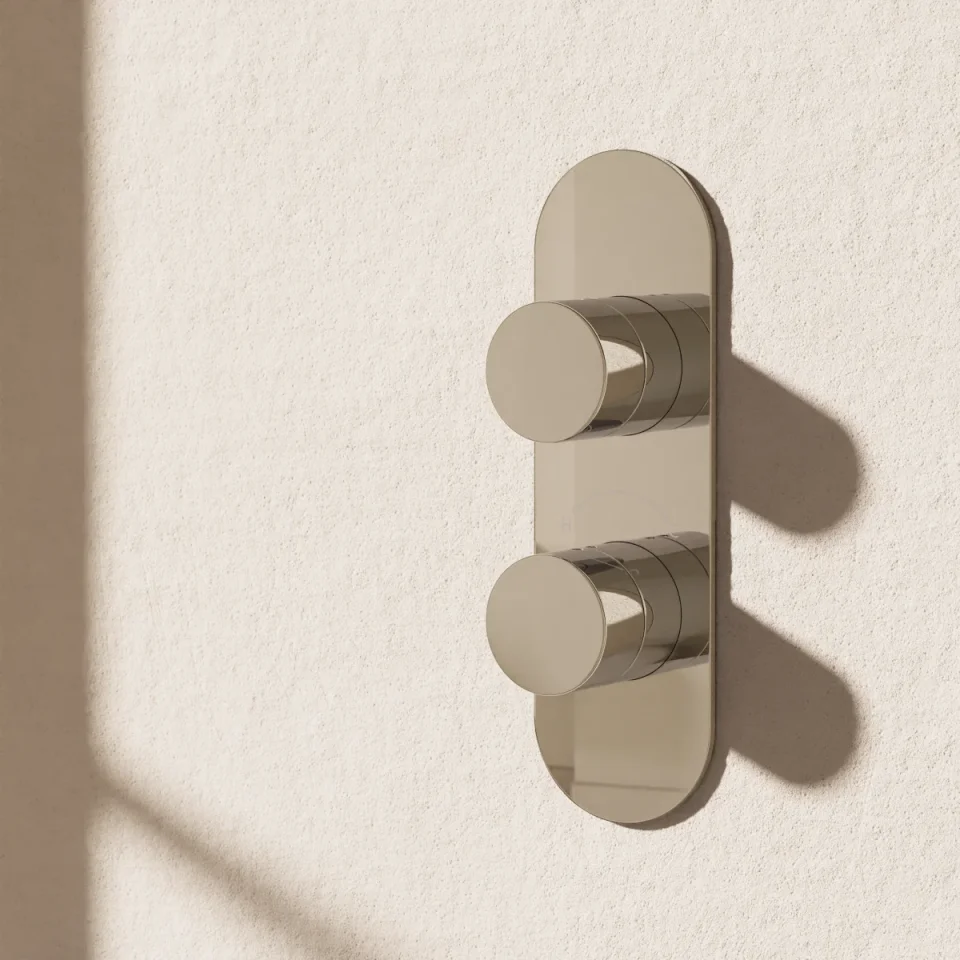 Crosswater Central 1000 Thermostatic Shower Back Plate Chrome detail view - Image 4