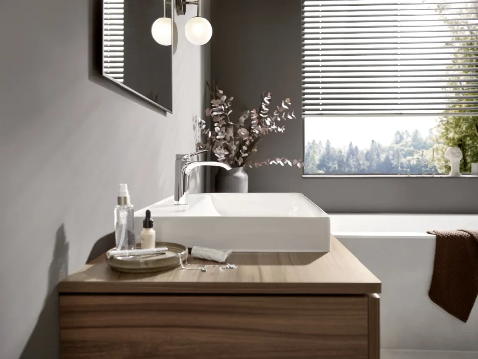 Hansgrohe Vivenis Single Lever Basin Mixer 110 Without Waste Set Chrome detail view - Image 4