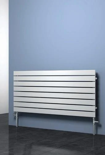 Reina Rione Designer Radiator - 544 X 1000 Single White