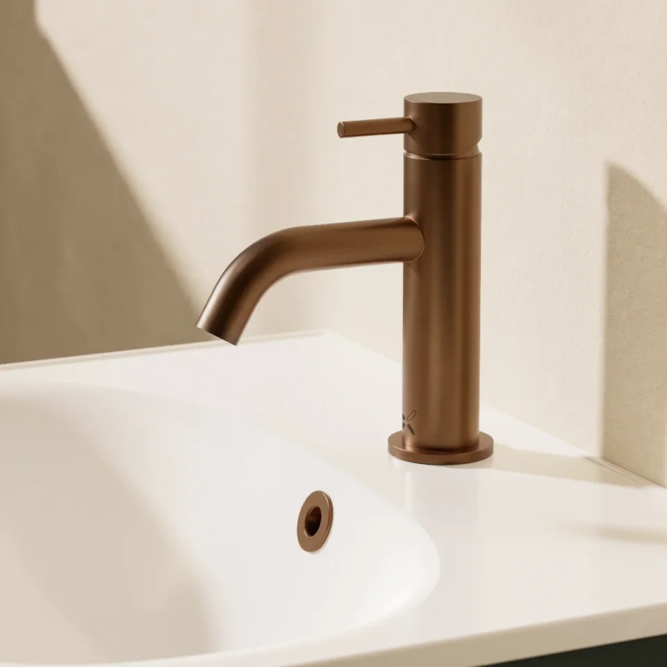 Crosswater MPRO XL Basin Tap detail view - Image 2