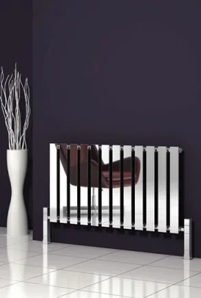 Reina Pienza 550 X 485 Chrome Designer Radiator product image - Image 1