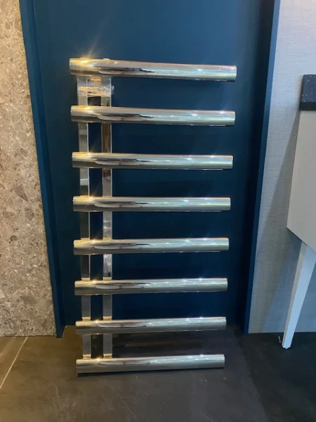 Ava Oval 1000x500mm Polished Stainless Steel Towel Rail - Ex Display