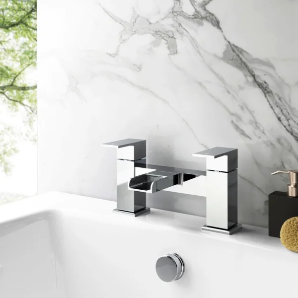 Cubico Z03 Cascata Waterfall Bath Filler (z03)