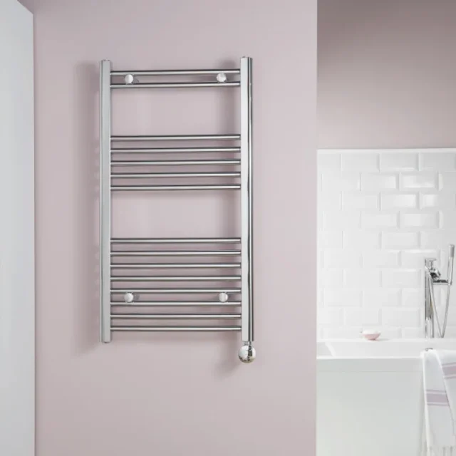 Towelrads Mccarthy 43 Degree Regulated 900x500 Chrome detail view - Image 3