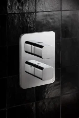 Crosswater Crossbox Glide II 3 Outlet Trim & Levers Chrome detail view - Image 3