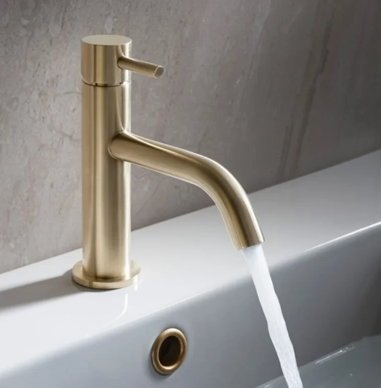 Crosswater Mpro Basin Monobloc No Waste Deck Mounted Brushed Brass detail view - Image 2