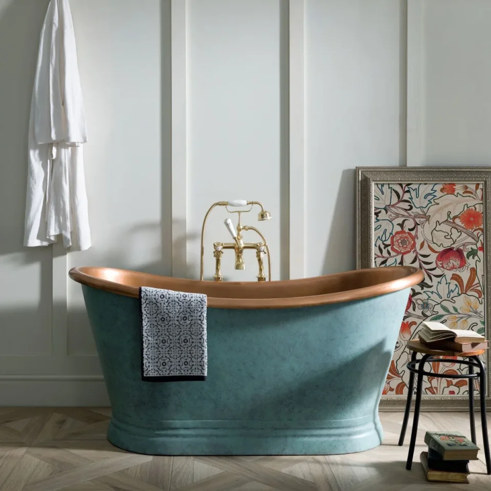 Bc Designs 1500 Copper Bath Copper/verdigris product image - Image 1