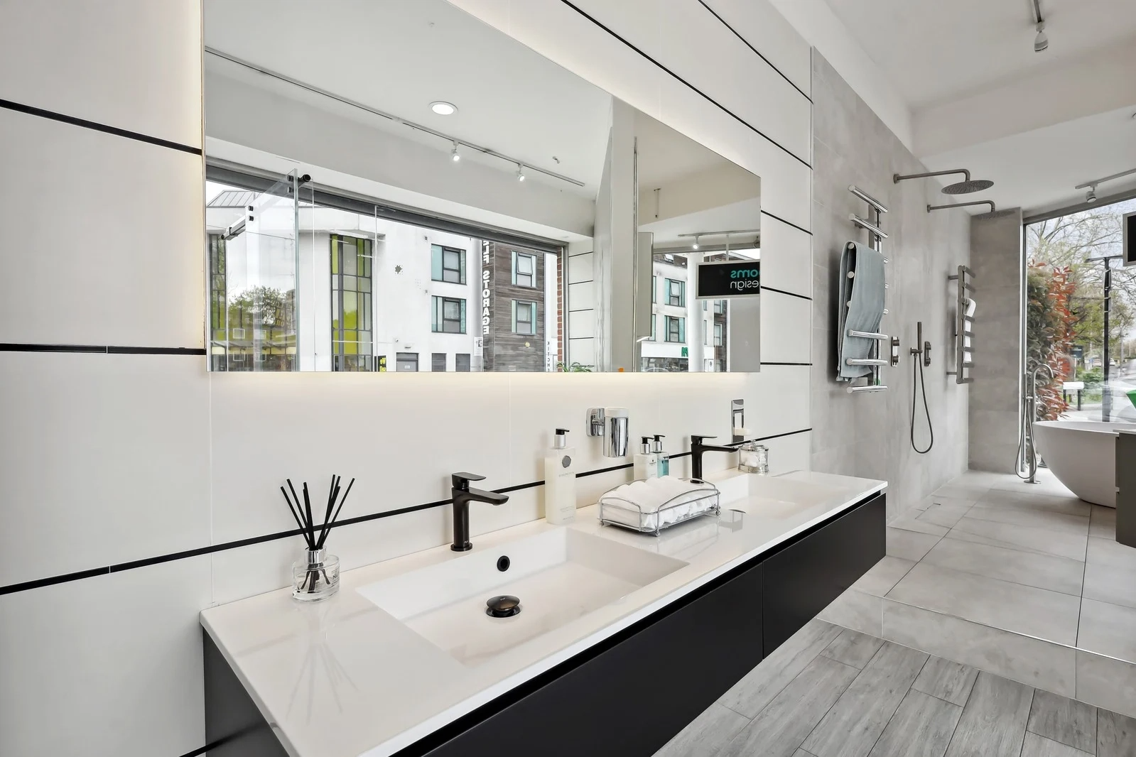 BathroomsbyDesign | Nationwide Bathroom Design Specialists