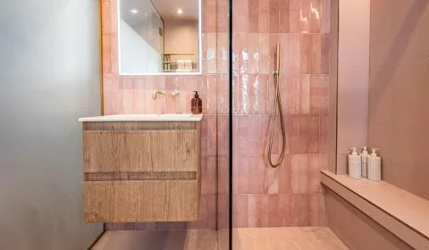 360° View - Boutique Blush Guest Shower Room