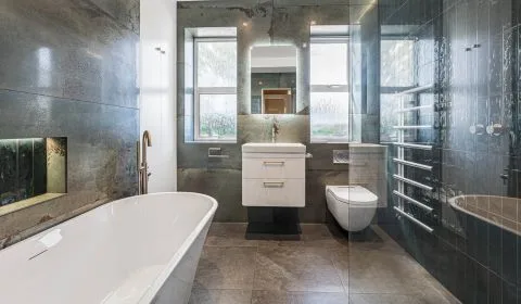 360° View - The Industrial-Luxe Bathroom